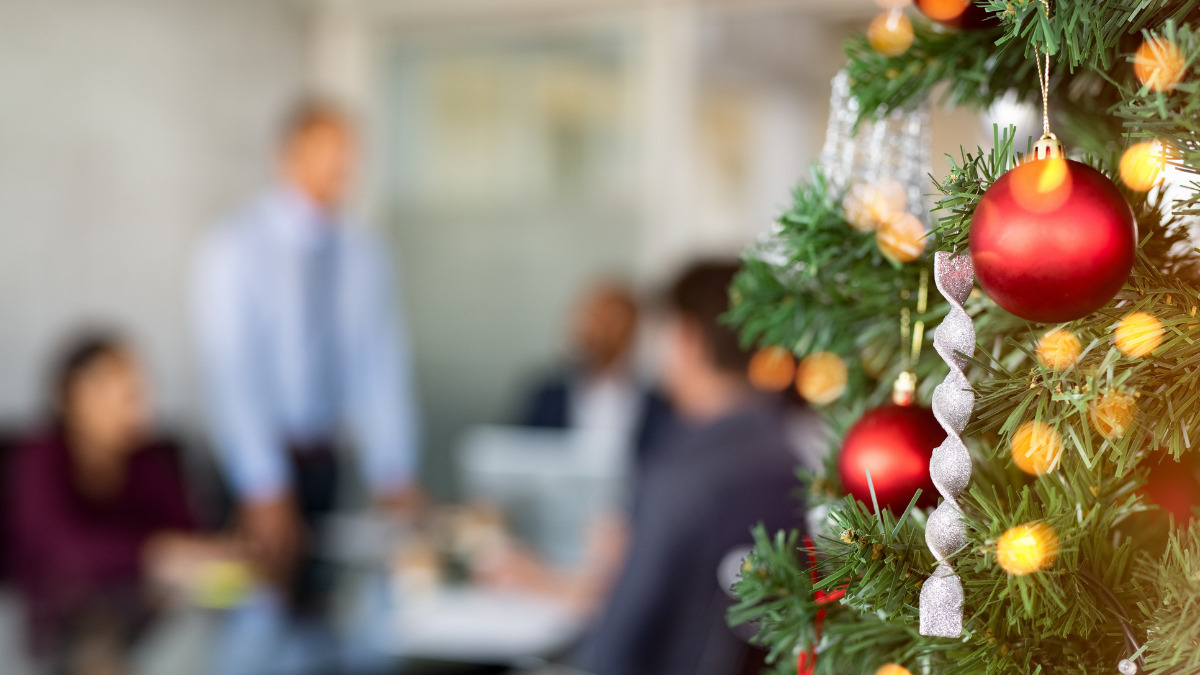 How to incorporate holiday marketing into your B2B business Featured Image